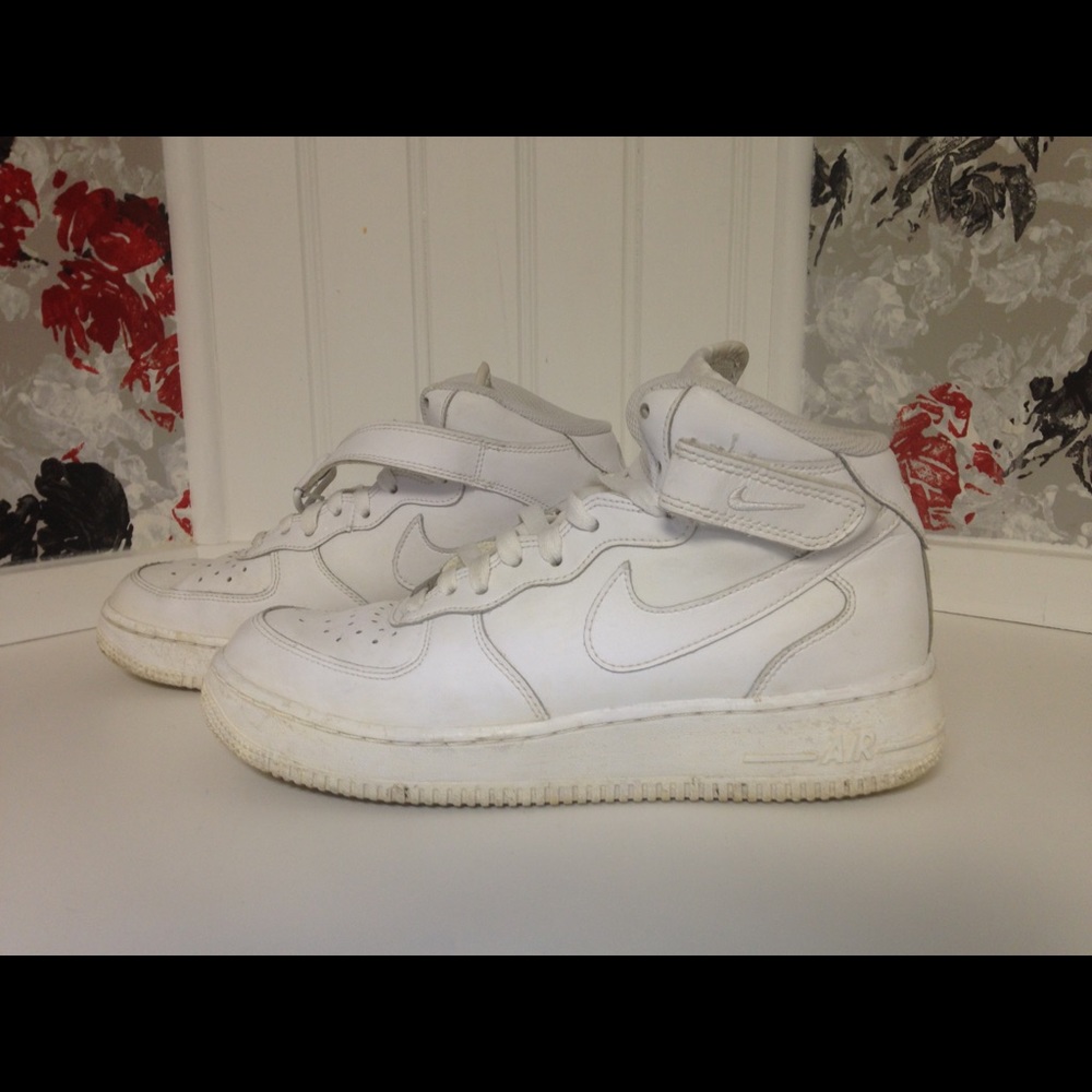NIKE HIGHTOP AIR FORCE ONES